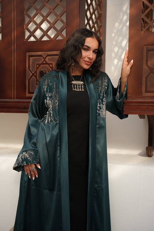 Satin kaftan